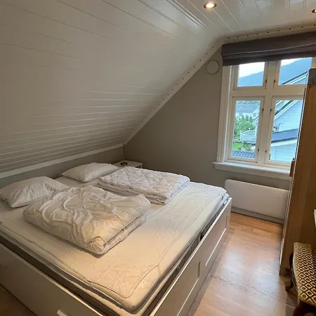 Holiday home Center - Chateau Kvalheim Maloy