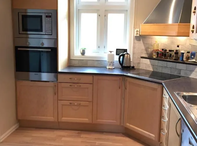 Center - Chateau Kvalheim * Maloy